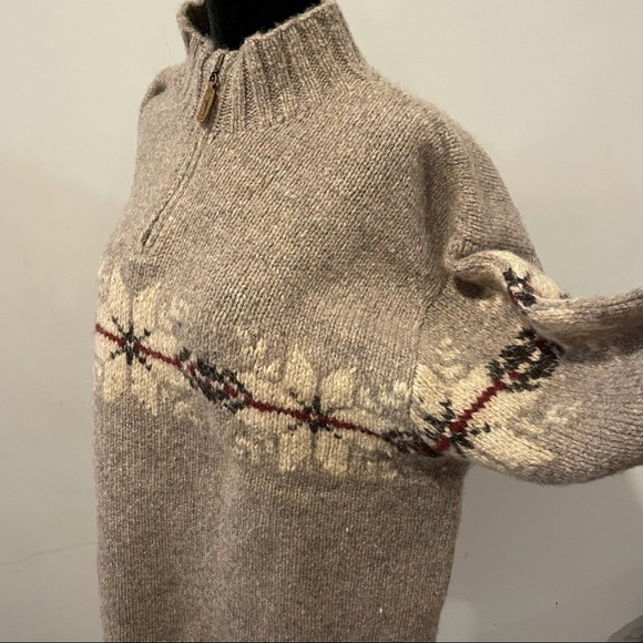 EUC Eddie Bauer Legend Hand knit 100% Lambswool Sweater Fair Isle Men Size Med - Picture 5 of 12